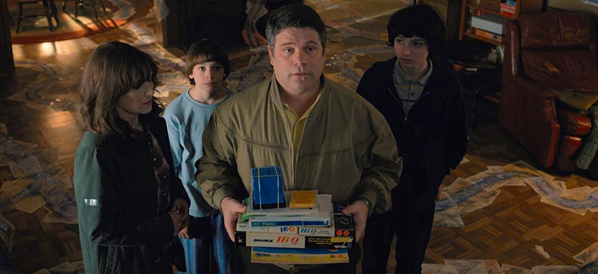 Bob Newby, in Stranger Things Stagione 2