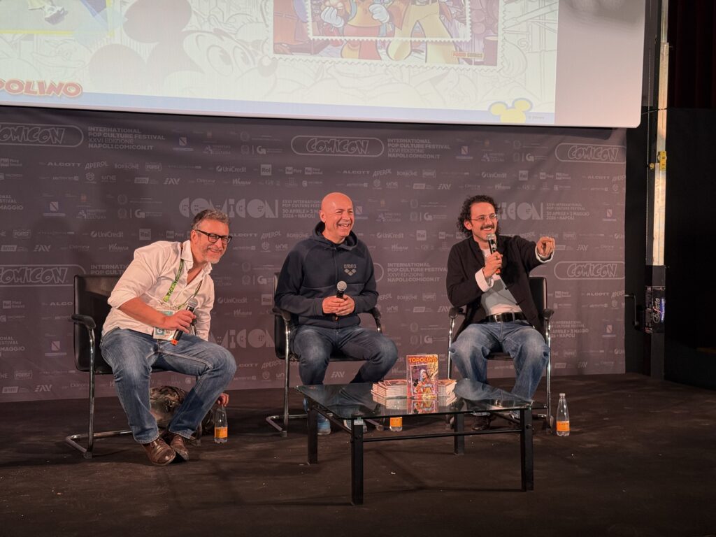 Da sinistra, Giuseppe Camuncoli, Alex Bertani e Gianluca Fru al COMICON Napoli 2026