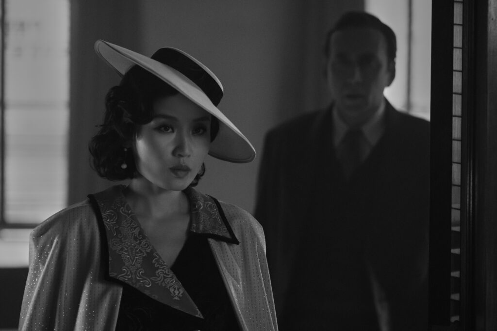 Cat Hardy (Li Jun Li) and Ben Reilly/Spiderman (Nicolas Cage) in SPIDER-NOIR
Photo: Aaron Epstein/Prime
© Amazon Content Services LLC